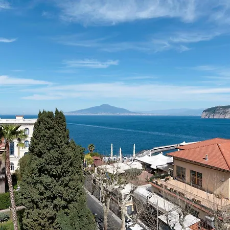 Al Centro * Σορέντο