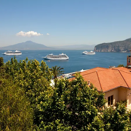 Al Centro Apartment Sorrento